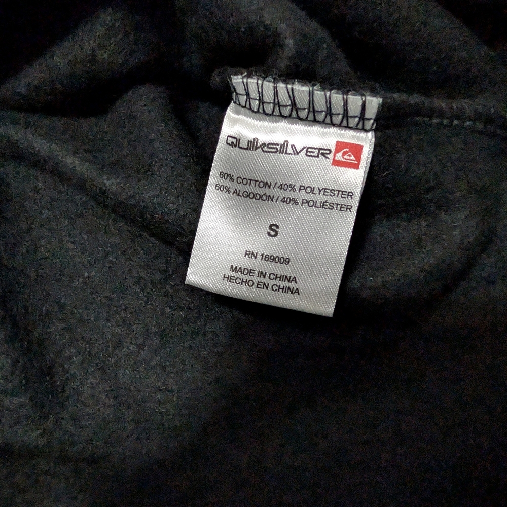 NWT•Quiksilver Men's Classic Black Crew Neck Sweatshirt•60% Cotton/40%PL•Small⬛ - Picture 11 of 13